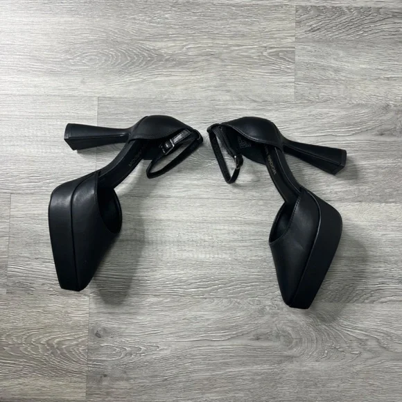 Jenn Ardor Pointed Toe Platform Block High Heels with Ankle Strap, Black - 6.5 - Picture 9 of 13